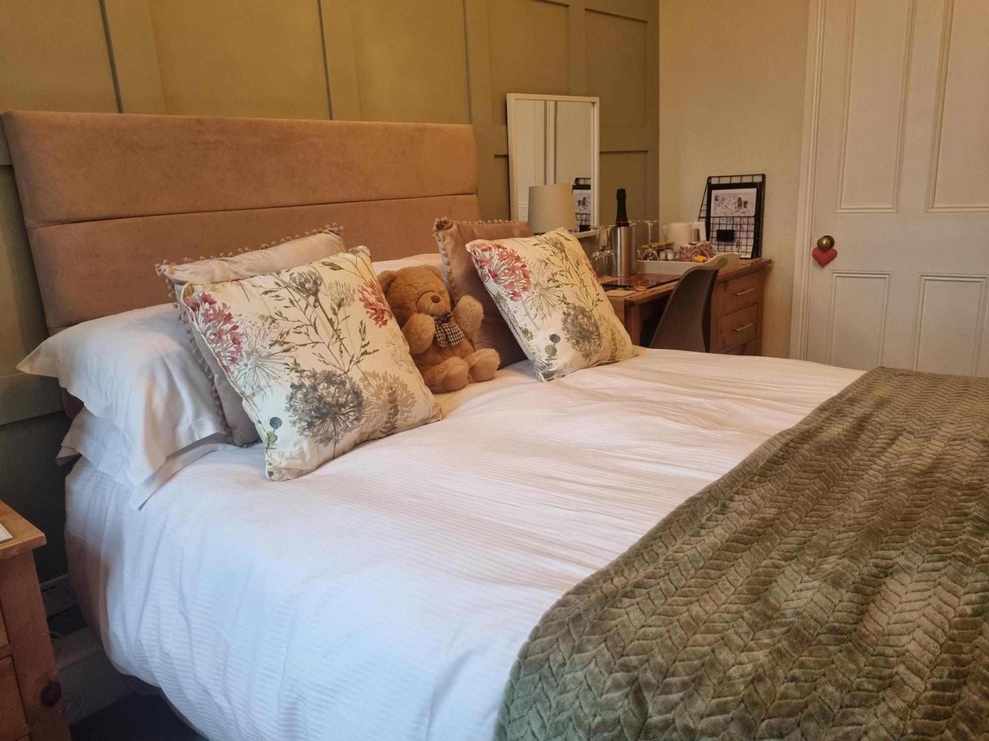 Montfort Cottage Guest House Windermere Bagian luar foto